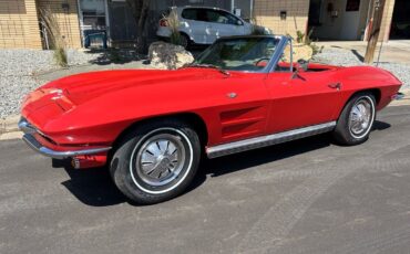 Chevrolet-Corvette-1964-23