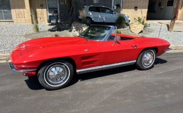 Chevrolet-Corvette-1964-24