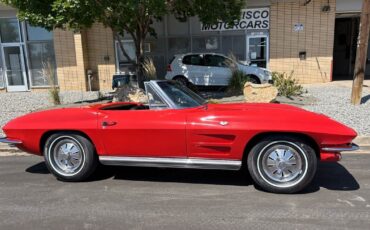 Chevrolet-Corvette-1964-31