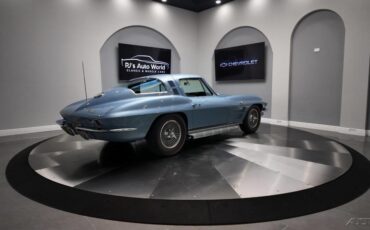 Chevrolet-Corvette-1964-6