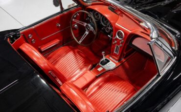 Chevrolet-Corvette-1964-Convertible-1
