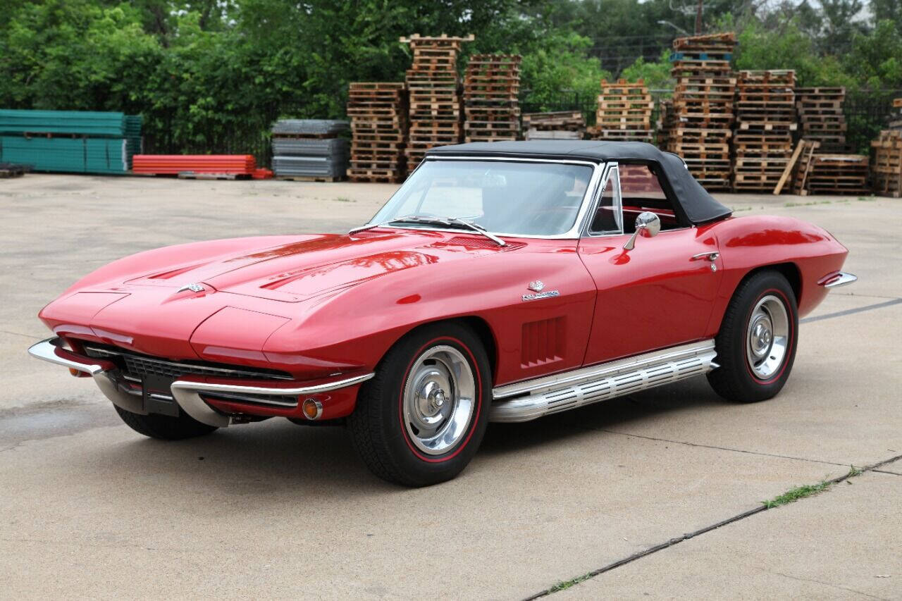 Chevrolet-Corvette-1964-Convertible-11