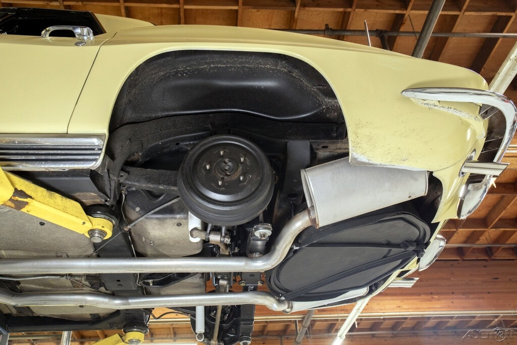 Chevrolet-Corvette-1964-Convertible-19