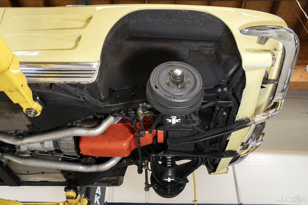 Chevrolet-Corvette-1964-Convertible-21