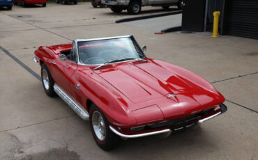 Chevrolet-Corvette-1964-Convertible-4