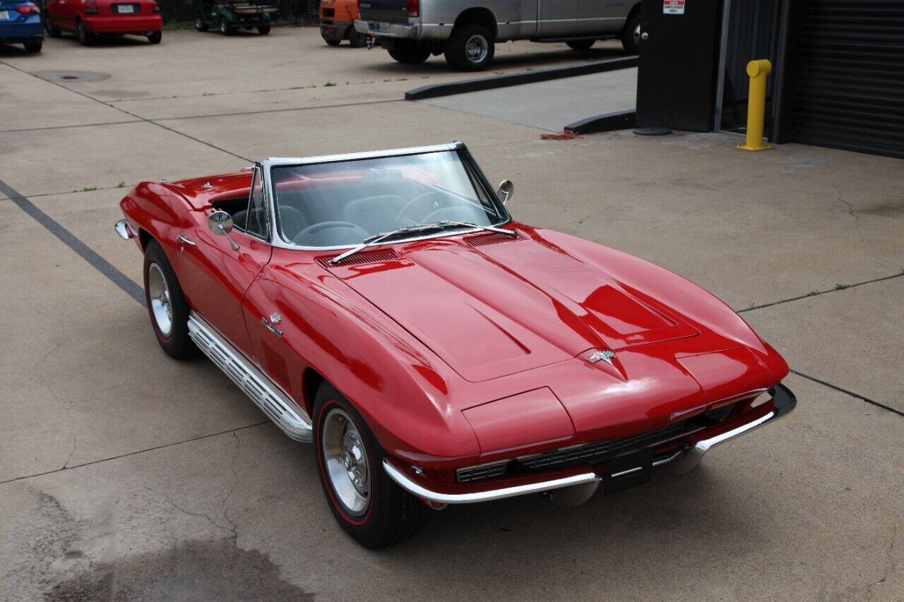 Chevrolet-Corvette-1964-Convertible-4