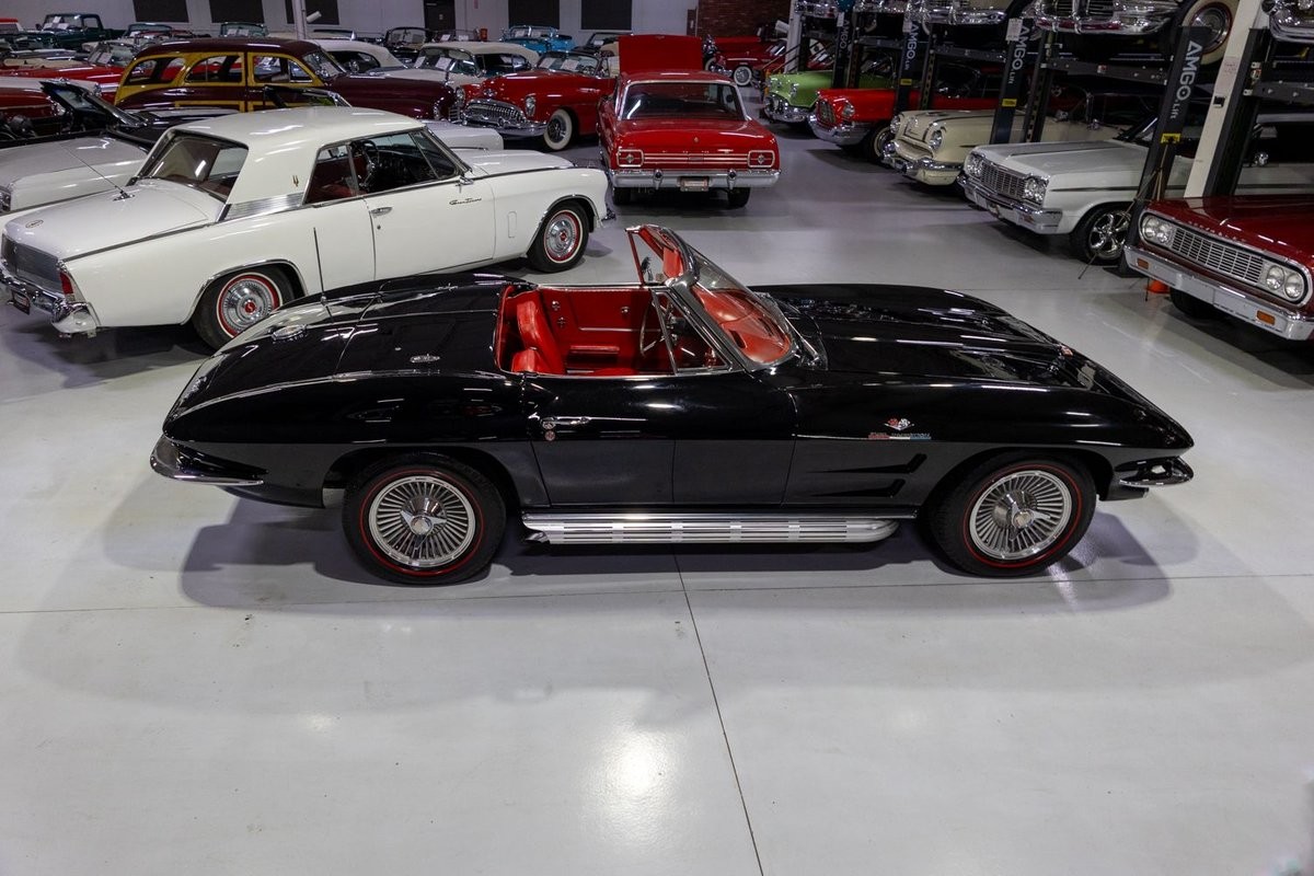 Chevrolet-Corvette-1964-Convertible-8