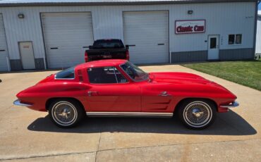 Chevrolet-Corvette-1964-Coupe-12
