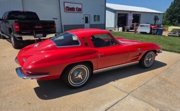 Chevrolet-Corvette-1964-Coupe-13