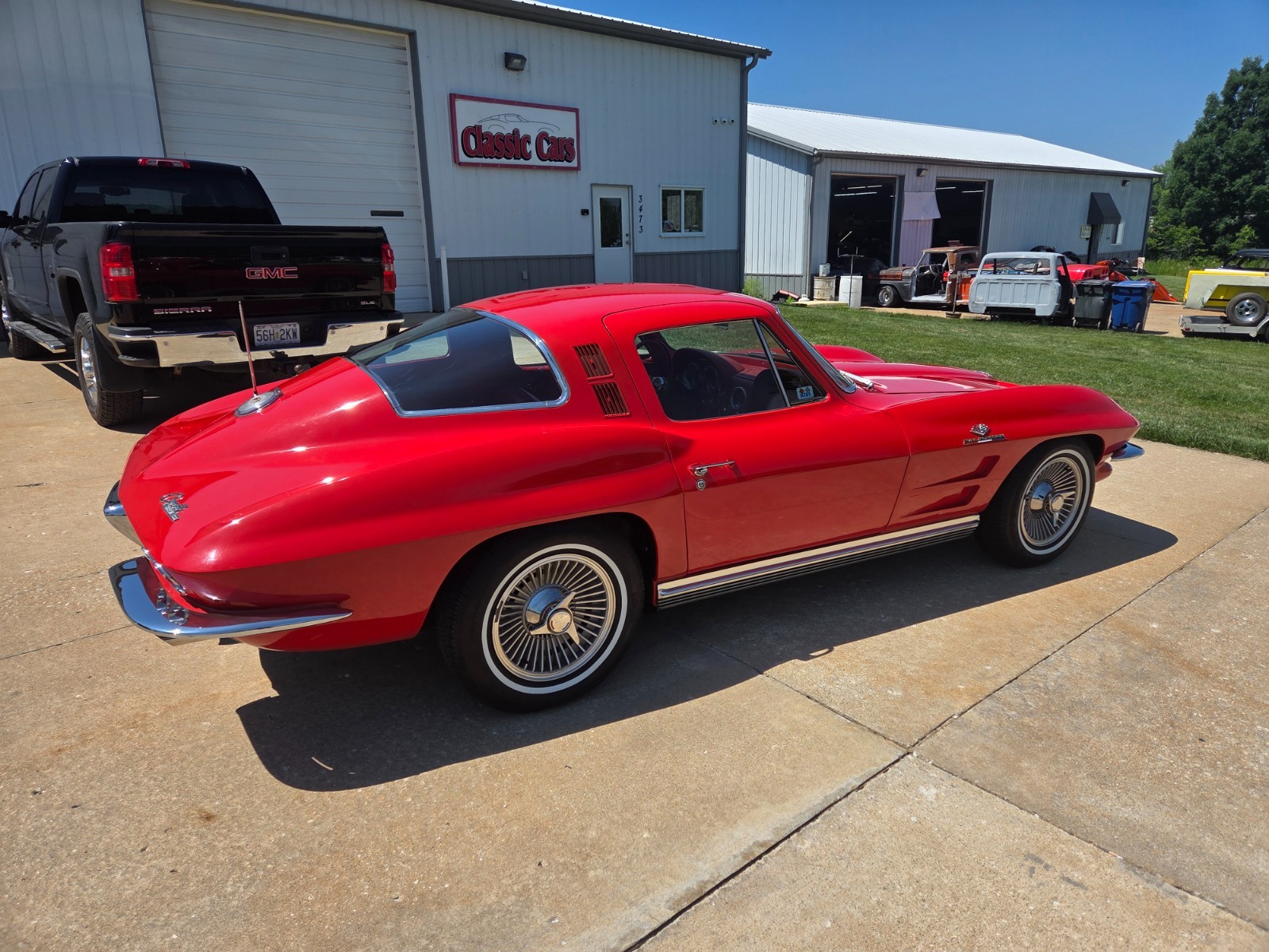 Chevrolet-Corvette-1964-Coupe-13