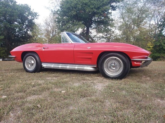 Chevrolet-Corvette-1964-Red-Red-19