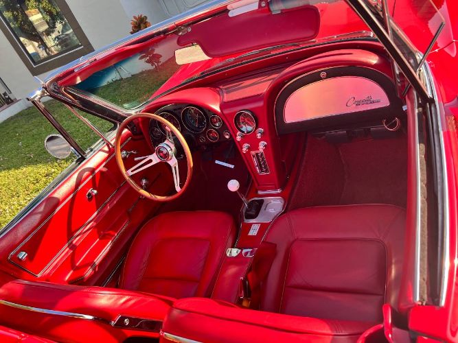 Chevrolet-Corvette-1964-Red-Velvet-13