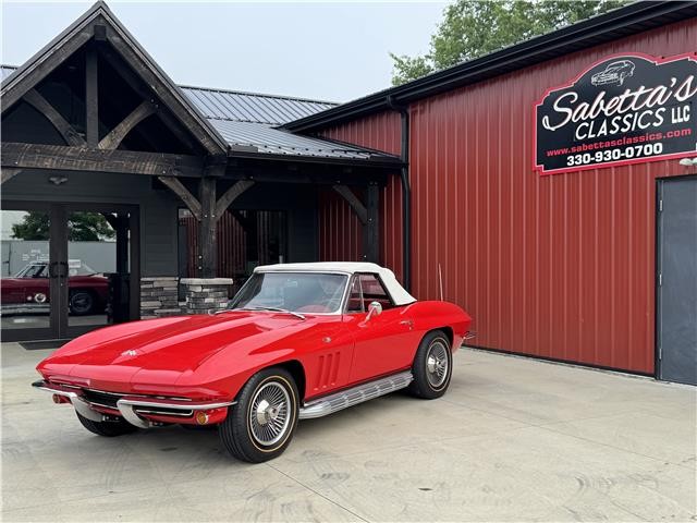 Chevrolet Corvette 1965 2 Door Convertible