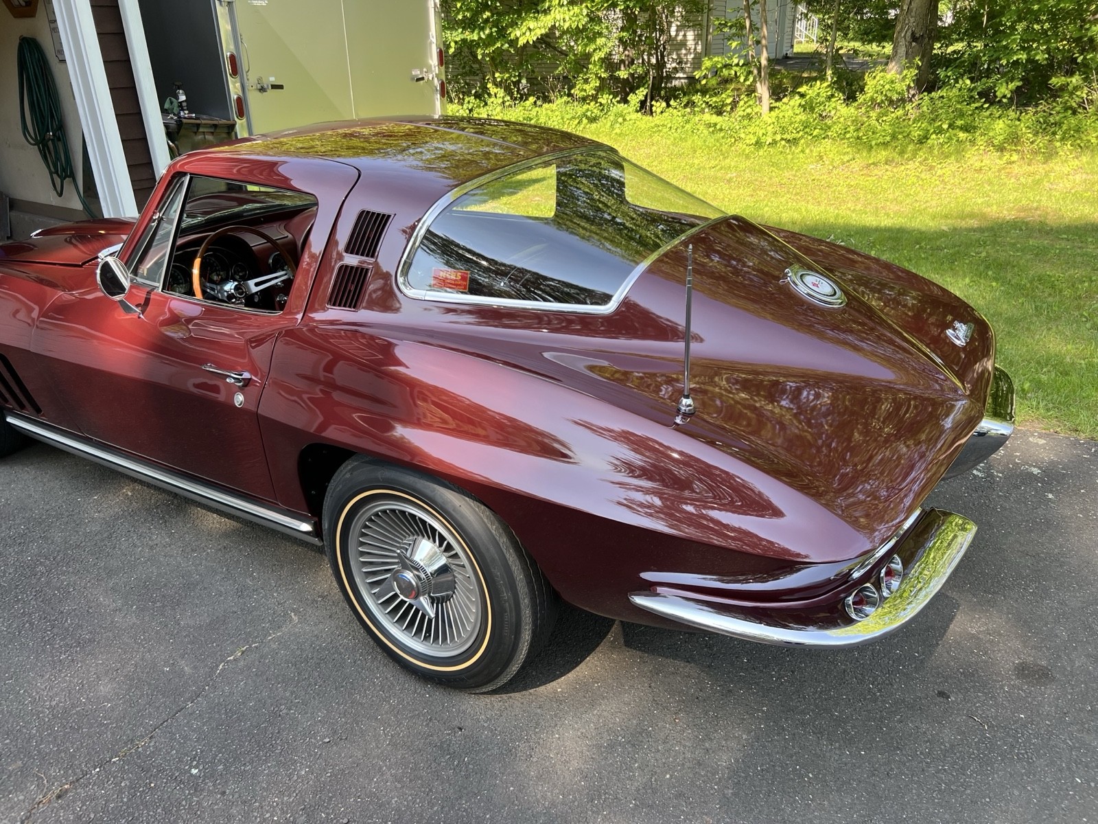 Chevrolet-Corvette-1965-22