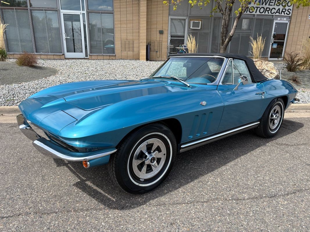 Chevrolet-Corvette-1965-24