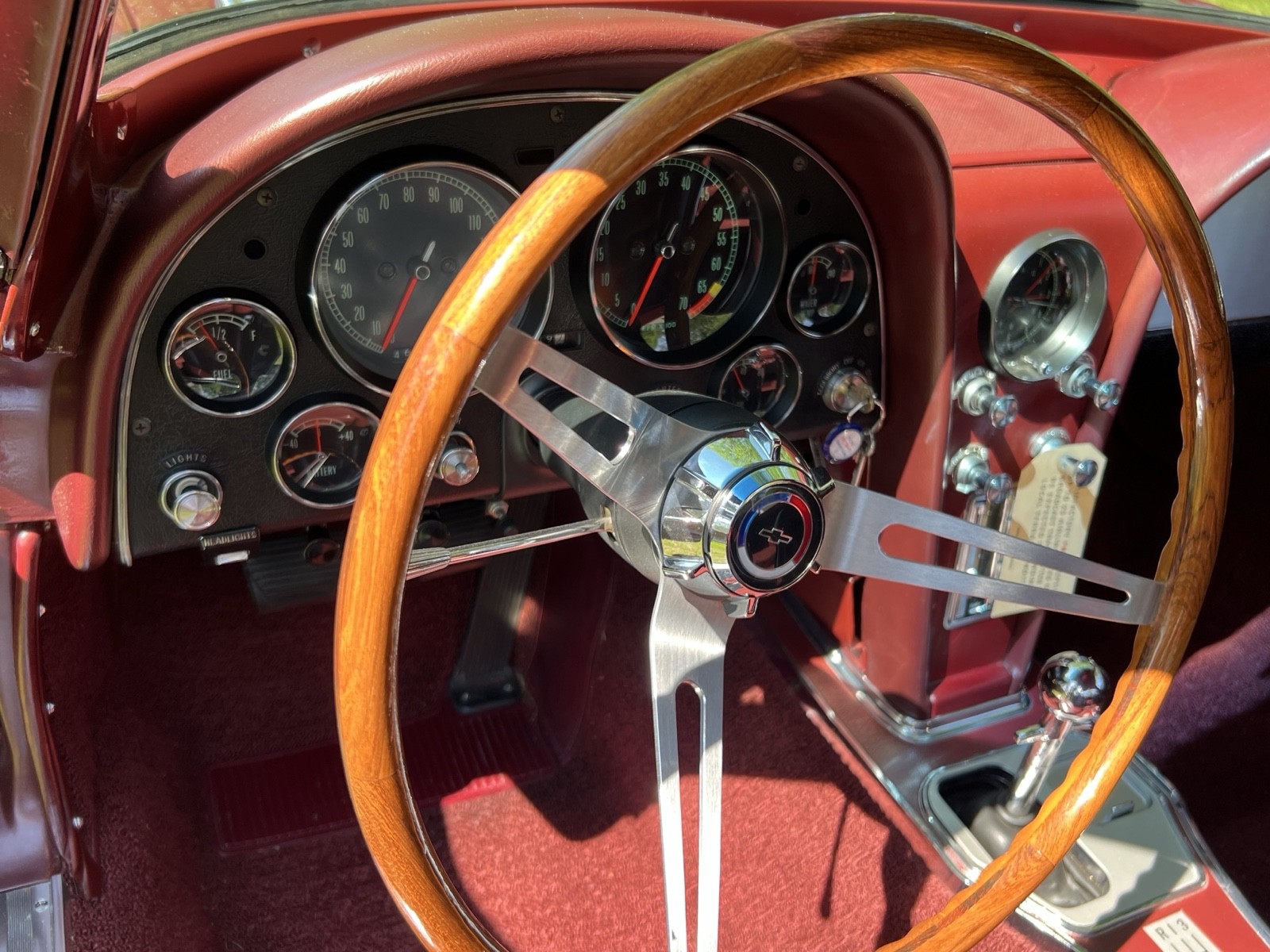 Chevrolet-Corvette-1965-36