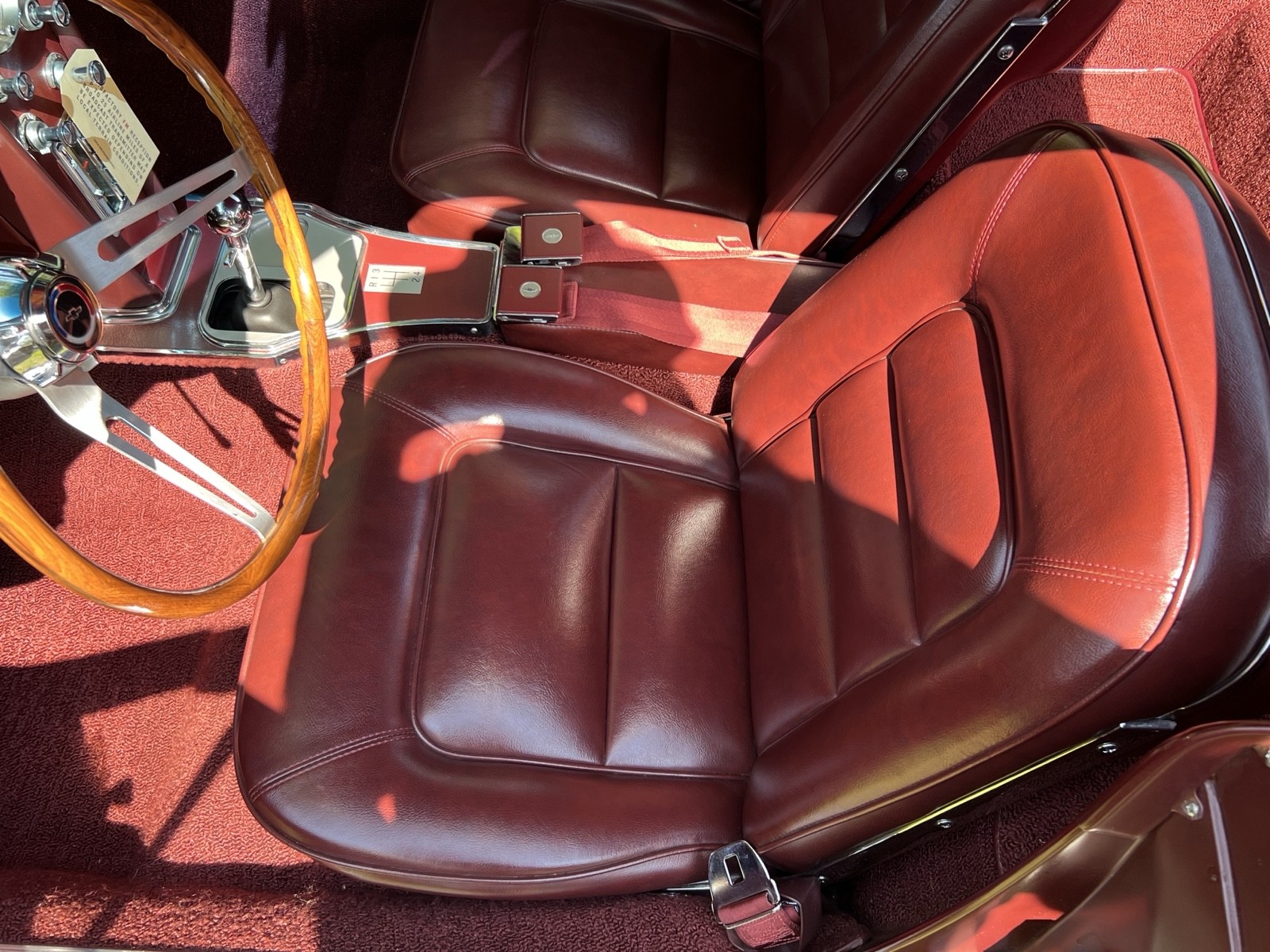 Chevrolet-Corvette-1965-39