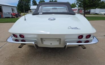 Chevrolet-Corvette-1965-Convertible-10