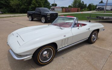 Chevrolet-Corvette-1965-Convertible-15