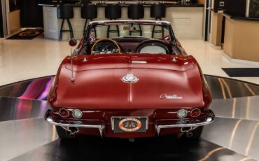 Chevrolet-Corvette-1965-Convertible-17