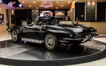 Chevrolet-Corvette-1965-Convertible-18