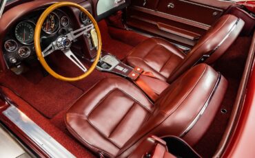 Chevrolet-Corvette-1965-Convertible-2