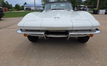 Chevrolet-Corvette-1965-Convertible-3
