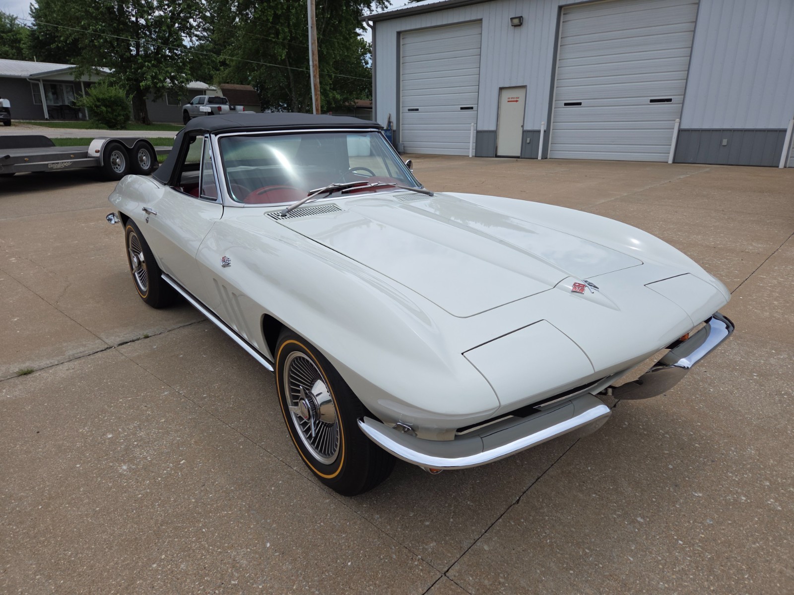 Chevrolet-Corvette-1965-Convertible-5