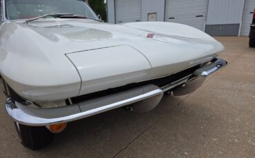 Chevrolet-Corvette-1965-Convertible-7