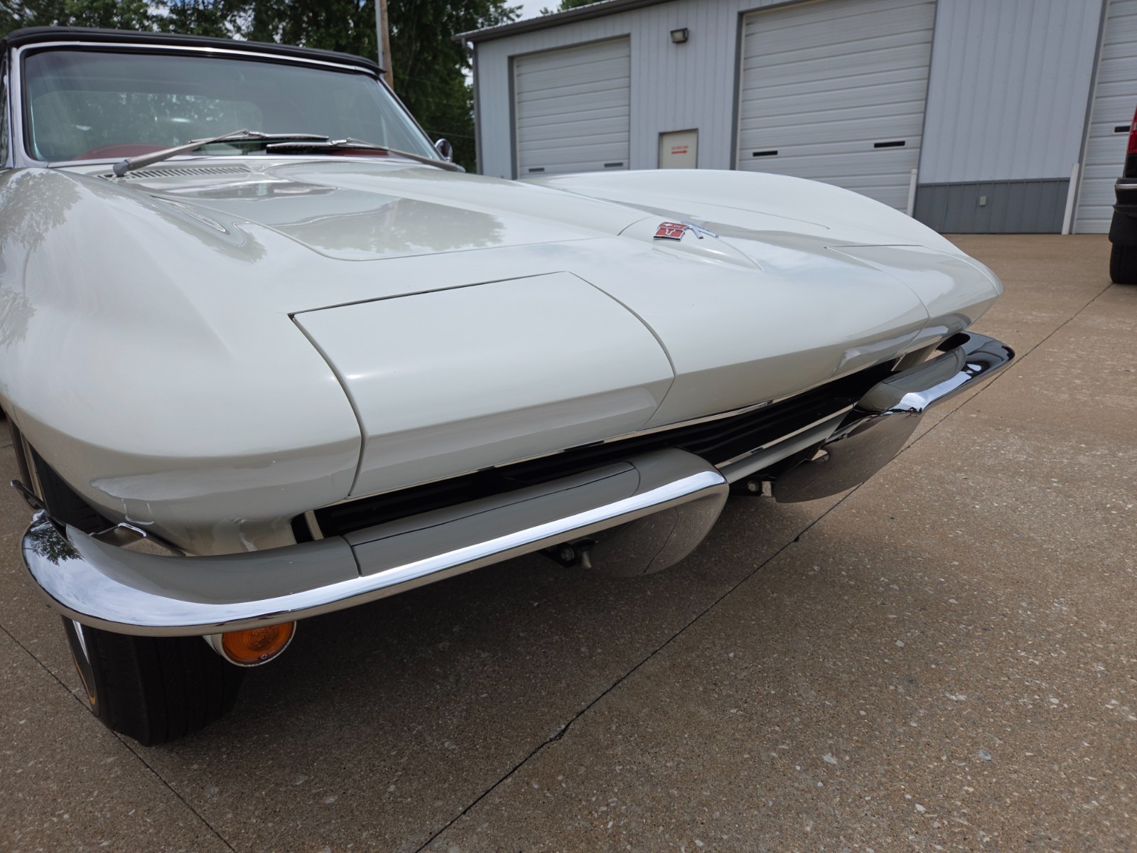 Chevrolet-Corvette-1965-Convertible-7