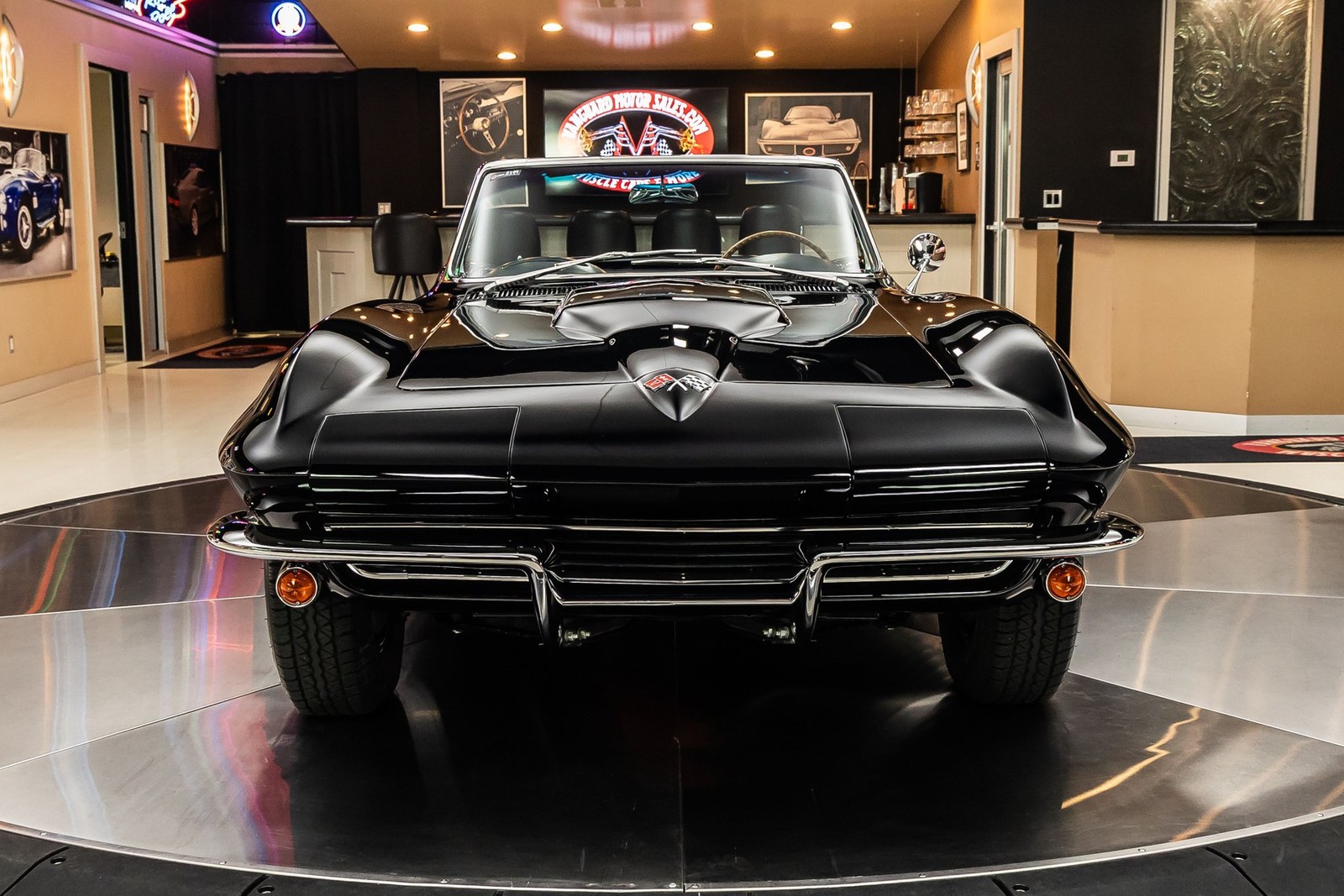 Chevrolet-Corvette-1965-Convertible-9