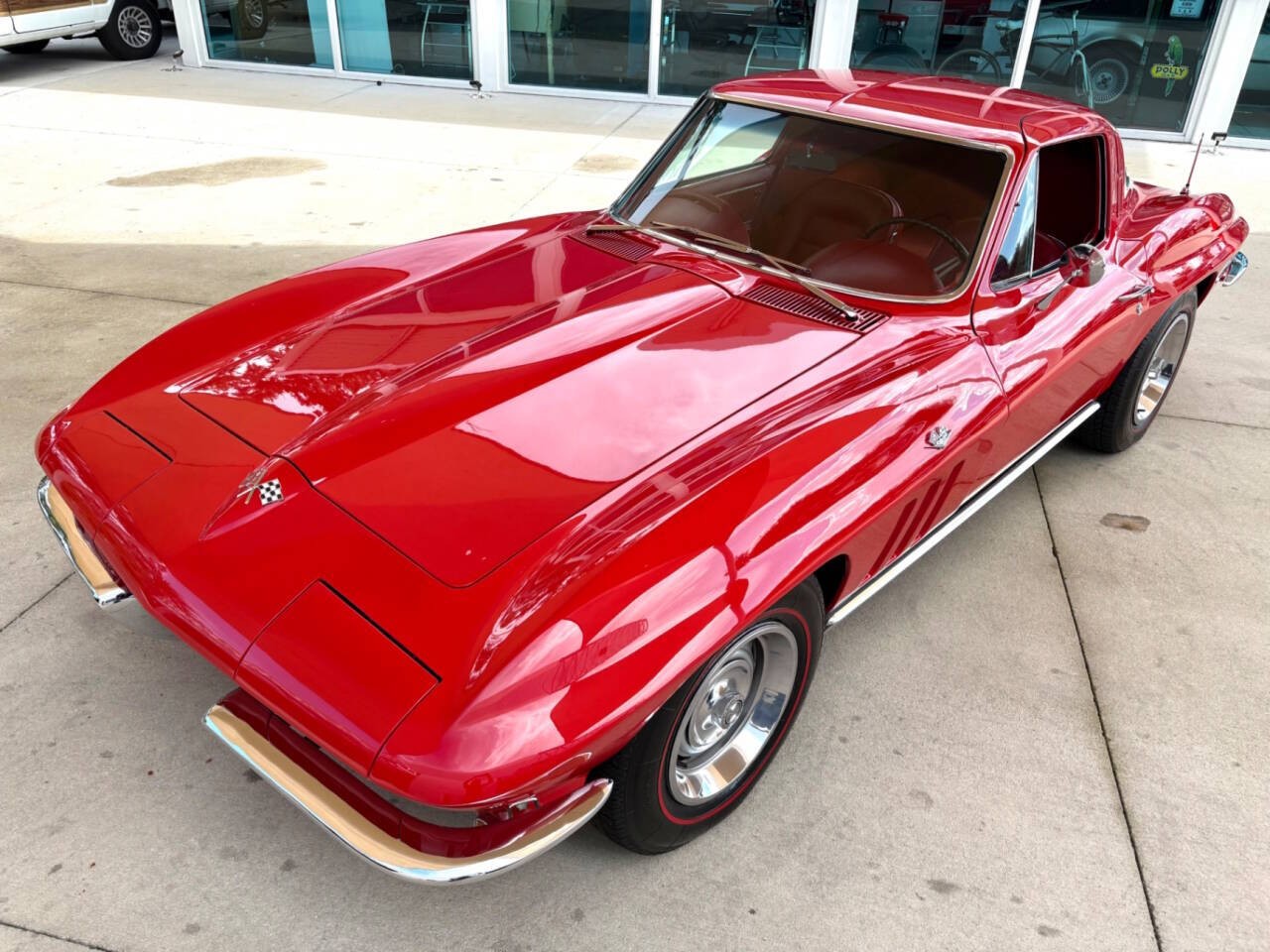 Chevrolet-Corvette-1965-Coupe-11