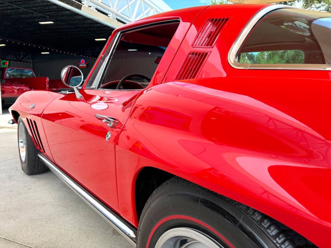 Chevrolet-Corvette-1965-Coupe-14