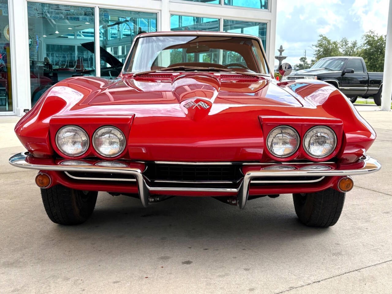 Chevrolet-Corvette-1965-Coupe-2