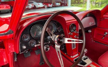 Chevrolet-Corvette-1965-Coupe-24