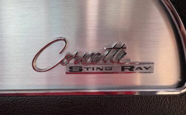 Chevrolet-Corvette-1965-Coupe-34