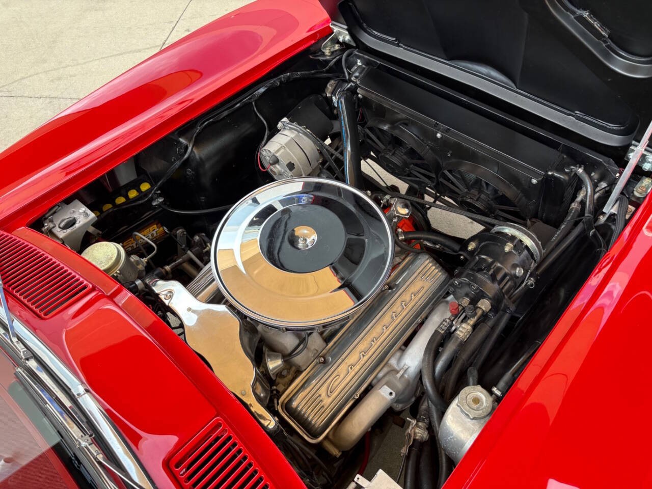 Chevrolet-Corvette-1965-Coupe-39