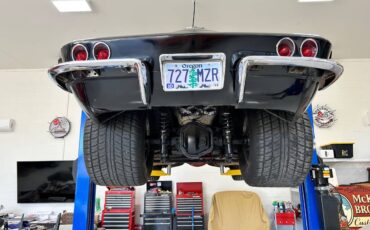 Chevrolet-Corvette-1965-black-15
