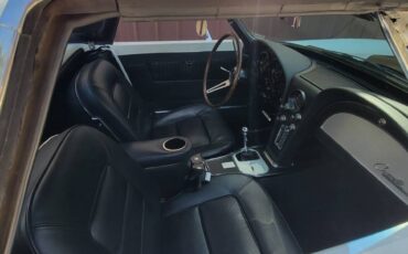 Chevrolet-Corvette-1965-white-5