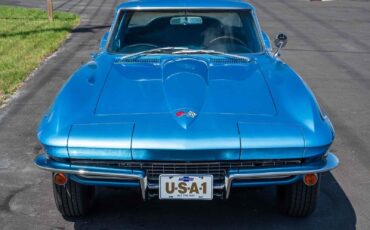 Chevrolet-Corvette-1966-2-Door-28