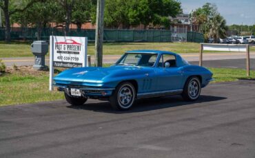 Chevrolet-Corvette-1966-2-Door