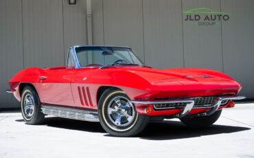 Chevrolet-Corvette-1966