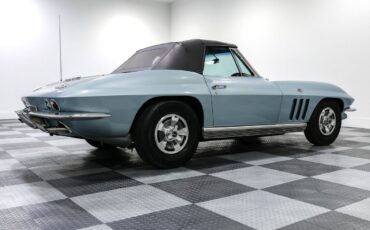 Chevrolet-Corvette-1966-Convertible-10