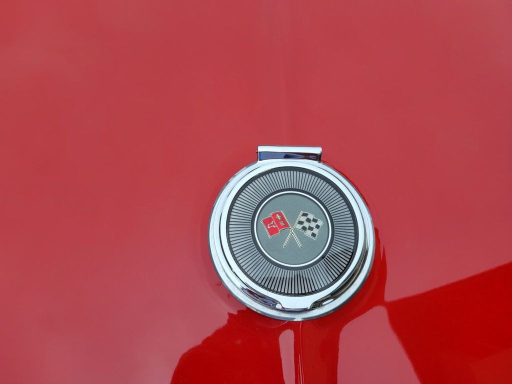 Chevrolet-Corvette-1966-Convertible-11