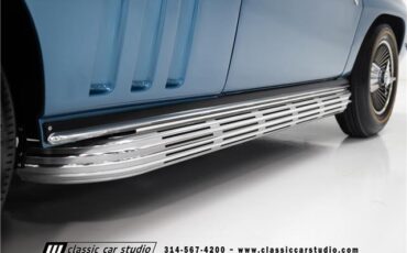 Chevrolet-Corvette-1966-Convertible-21