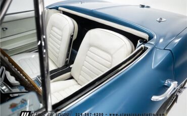 Chevrolet-Corvette-1966-Convertible-25