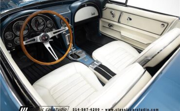Chevrolet-Corvette-1966-Convertible-27