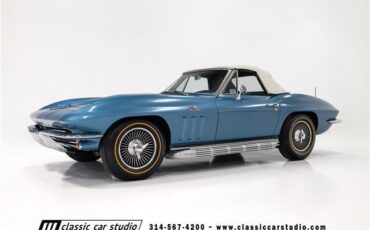 Chevrolet-Corvette-1966-Convertible-3