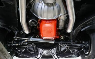 Chevrolet-Corvette-1966-Convertible-31