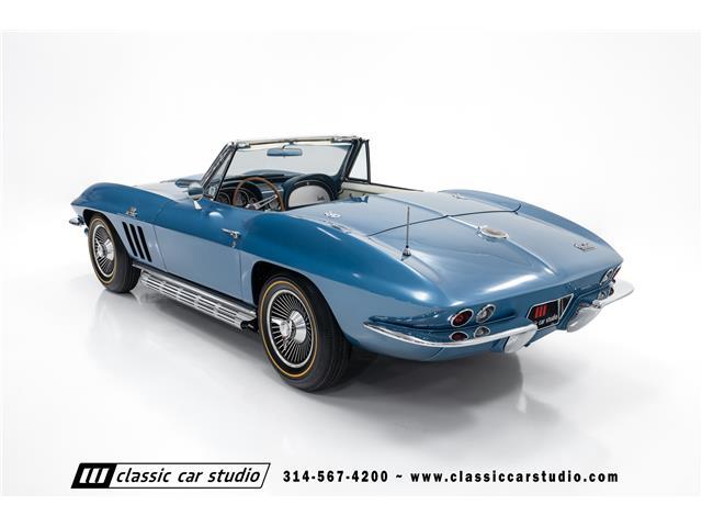Chevrolet-Corvette-1966-Convertible-39